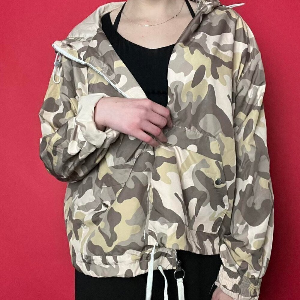 Forever 21 / pale camo windbreaker with white drawstring accents​​​​​​​​​​​​​